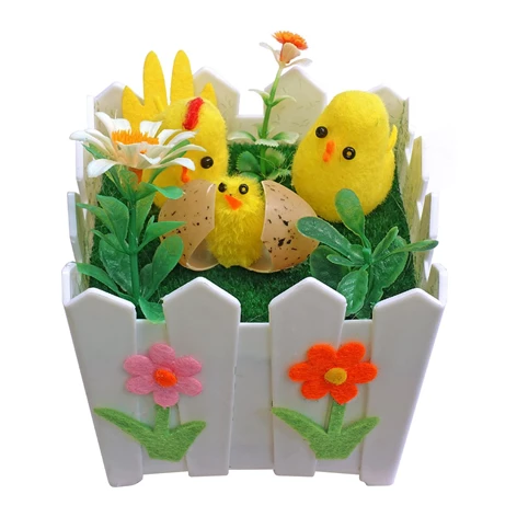 3850223552254-55-225000-Piščančki v ograji